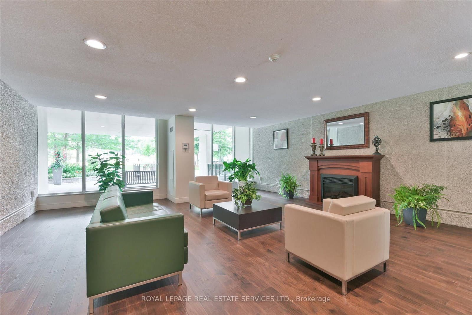 812 Burnhamthorpe Road, Unit 309 - Image 3