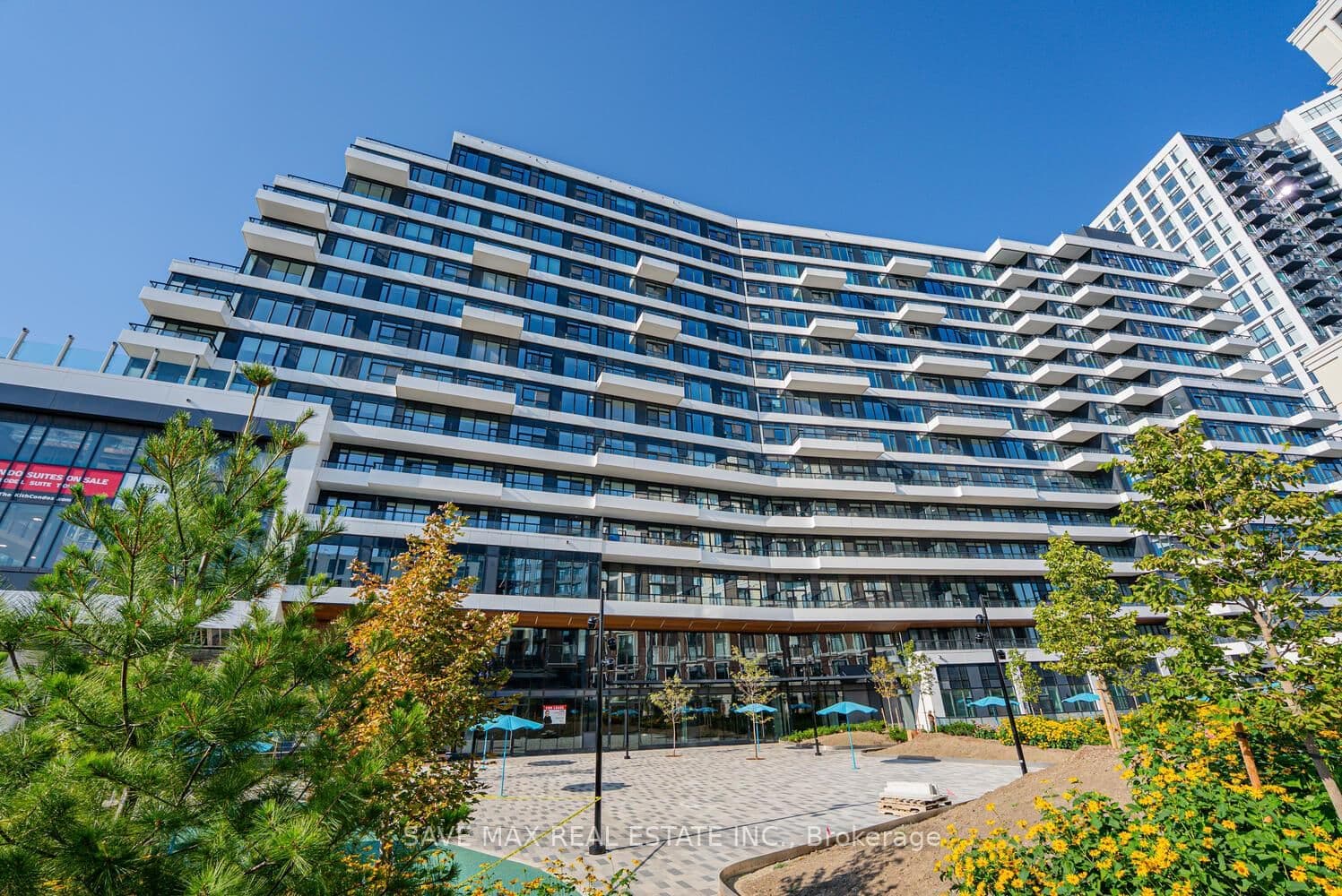 2485 Eglinton Avenue W, Unit 402 - Image 3