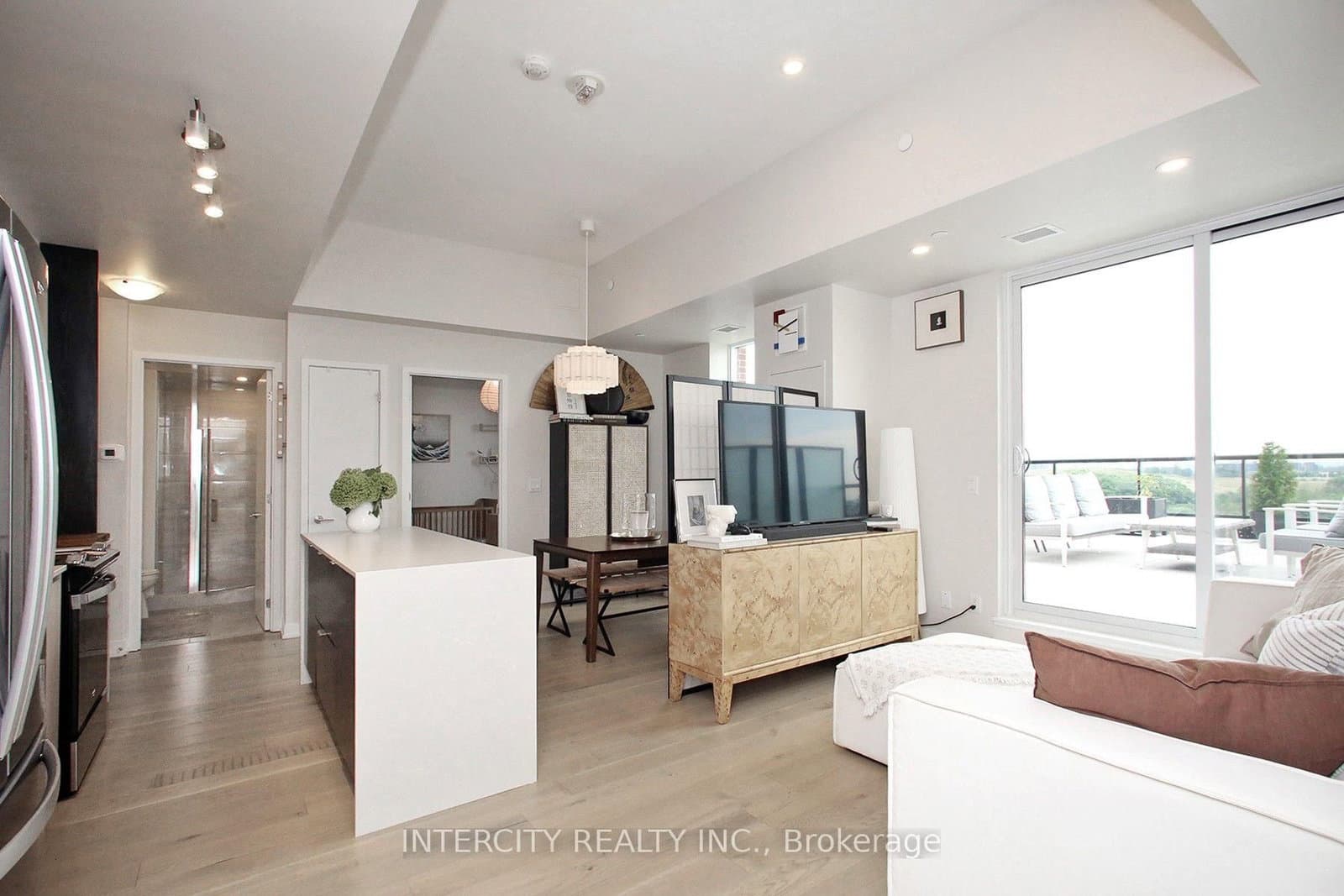 3100 Keele Street, Unit 1201 - Image 4