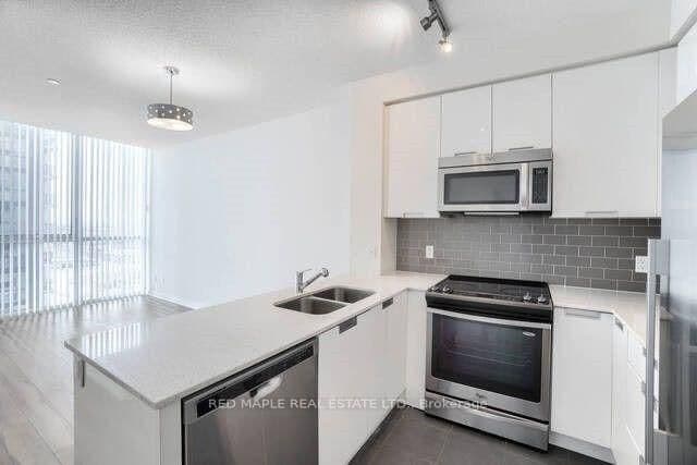 55 Eglinton Avenue W, Unit 2010 - Image 5