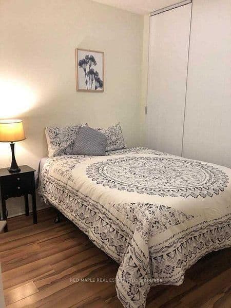 55 Eglinton Avenue W, Unit 2010 - Image 6