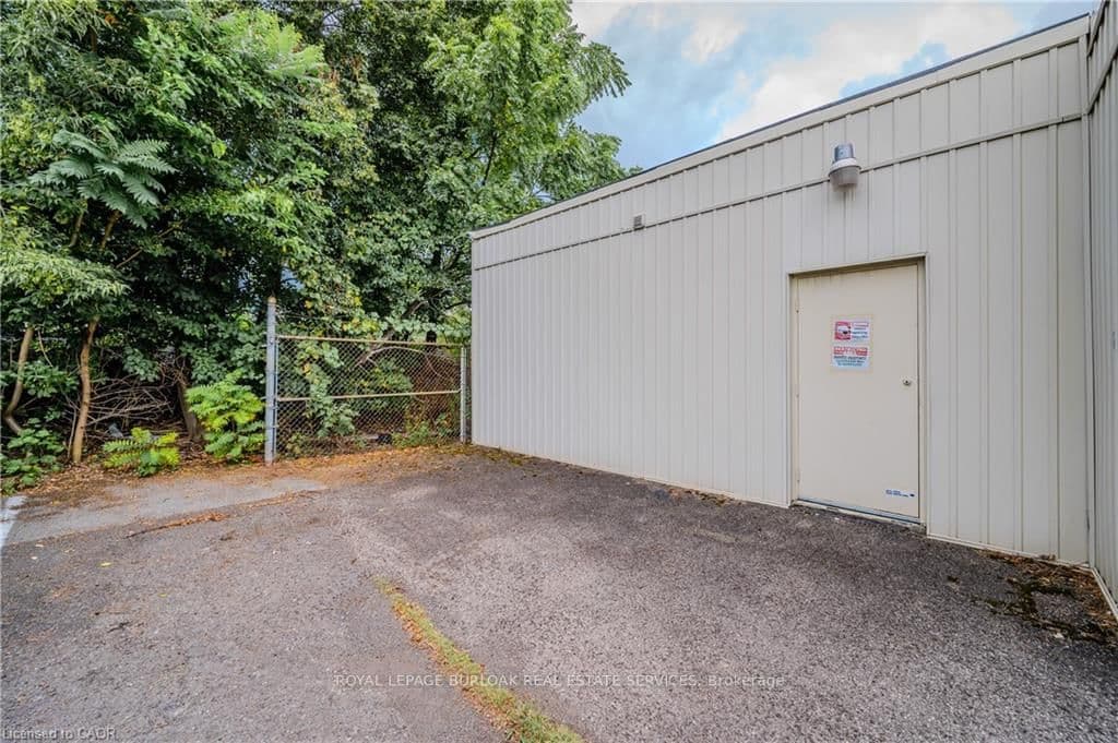 459 Enfield Road - Image 6