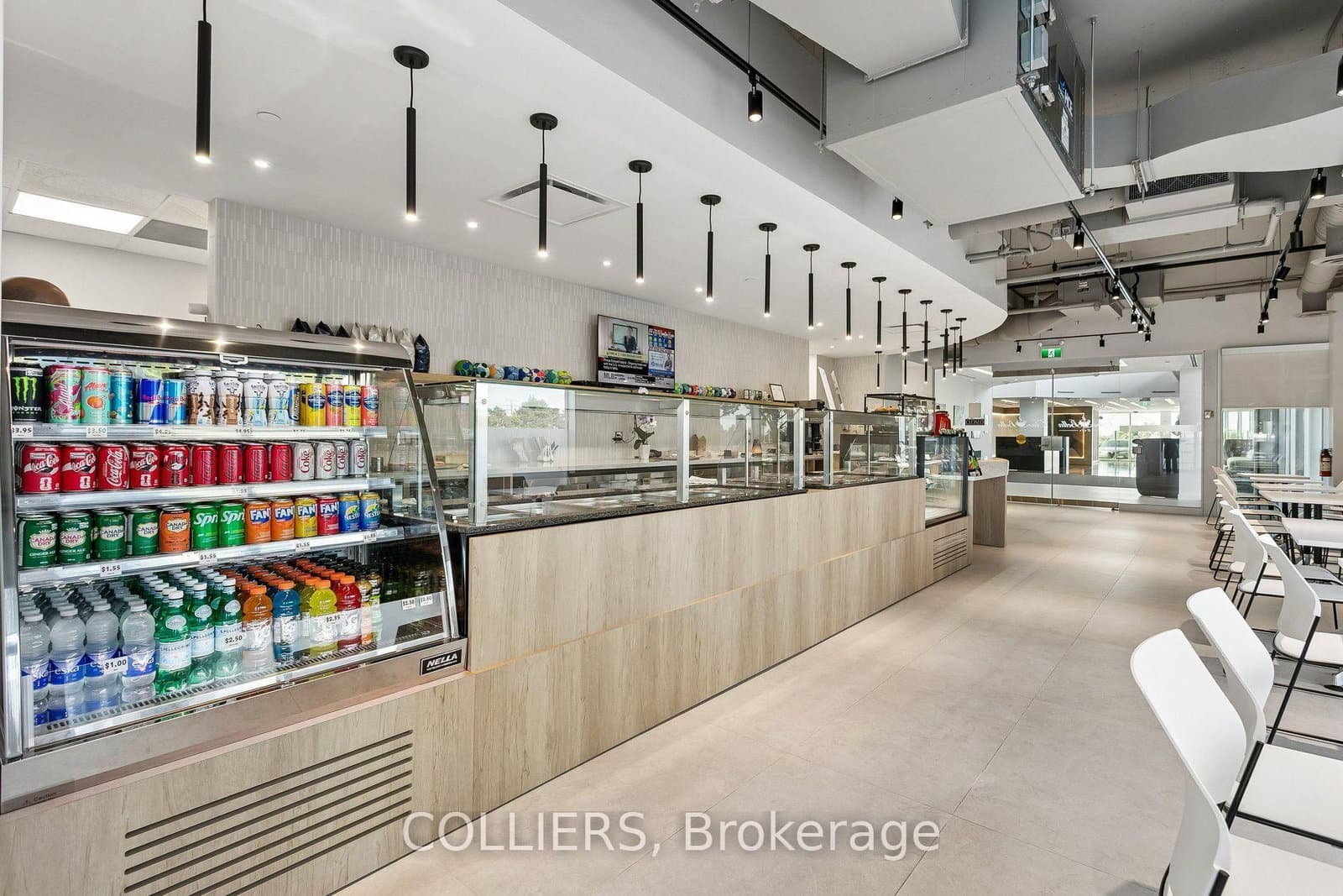195 The West Mall, Unit 201 - Image 4
