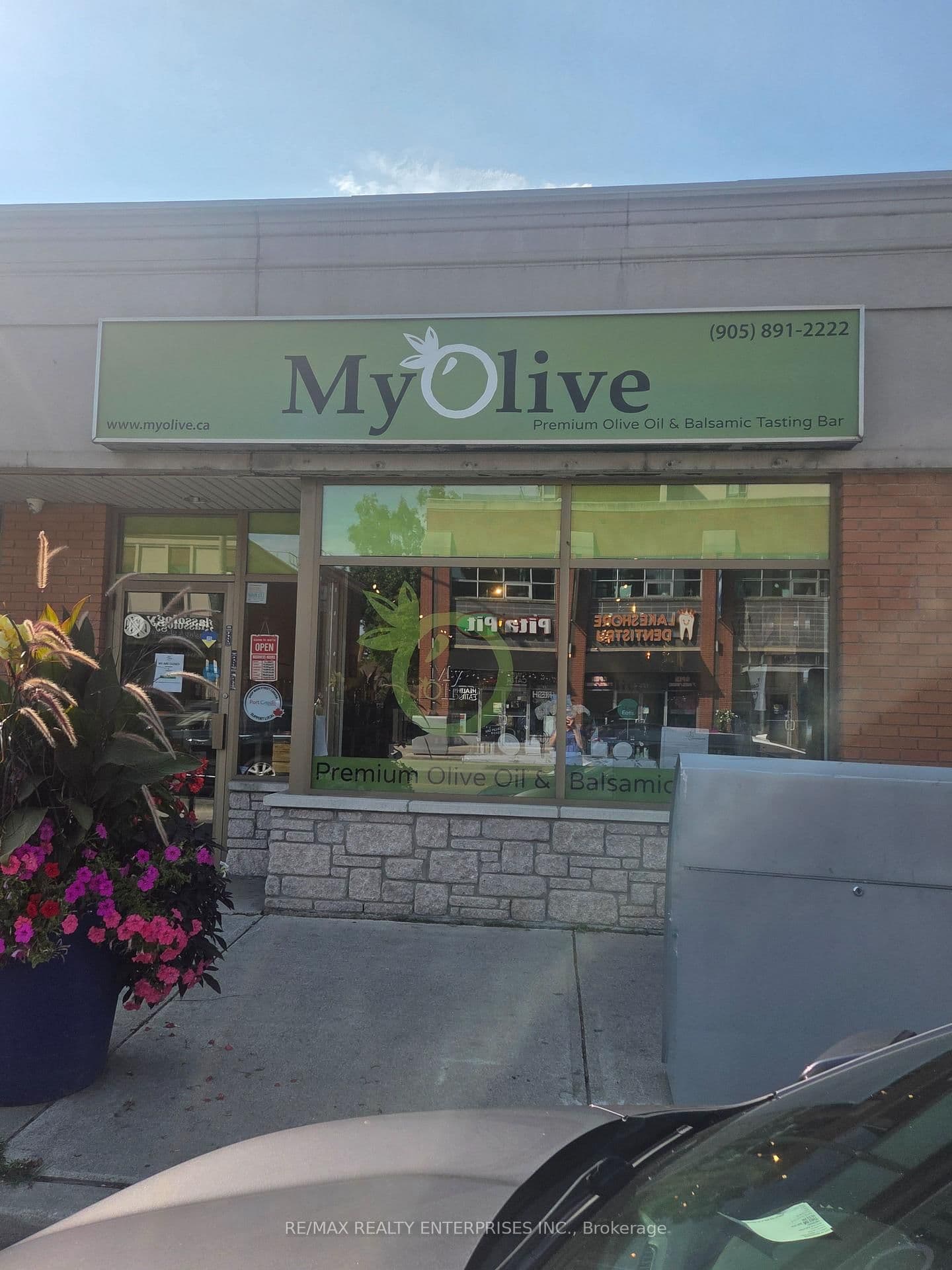 141 Lakeshore Road E, Unit 5 - Image 1