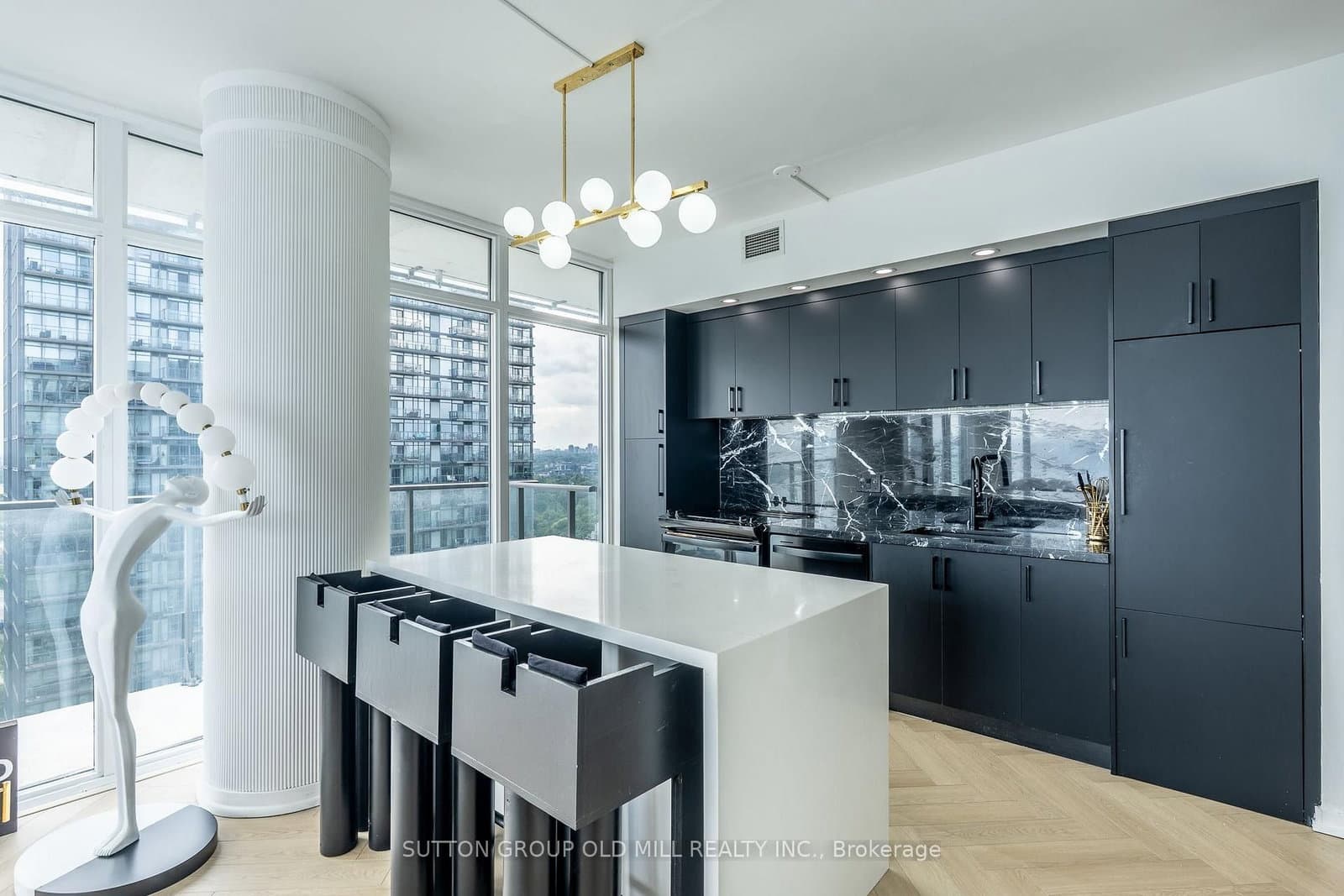 103 The Queensway, Unit 2505 - Image 4