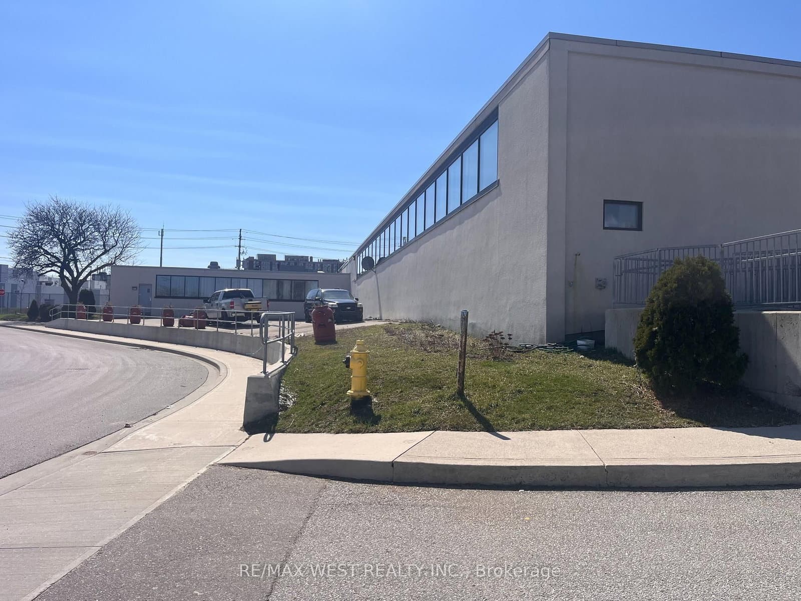 88 Industry Street - Image 5