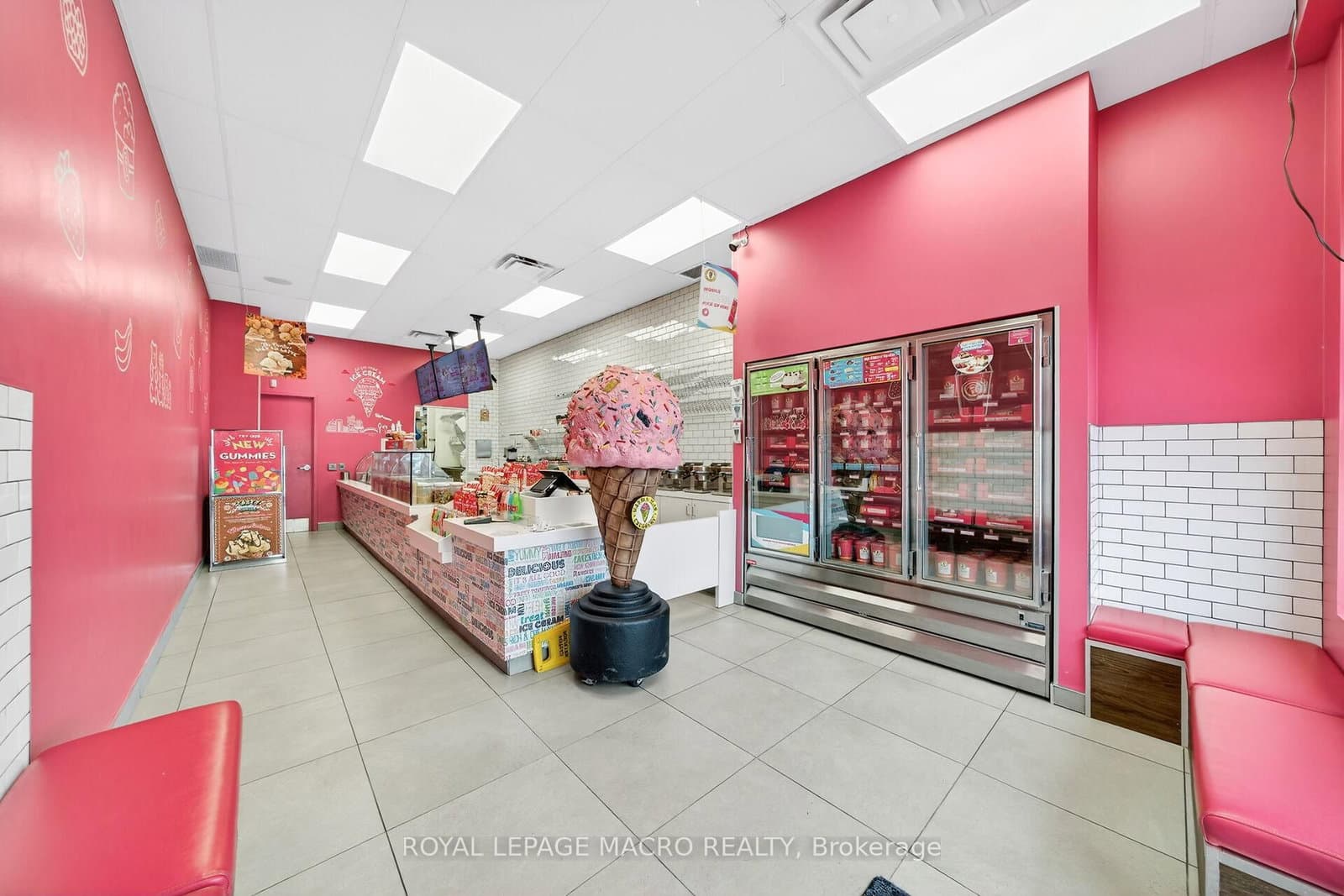 380 Dundas Street E, Unit D9 - Image 6