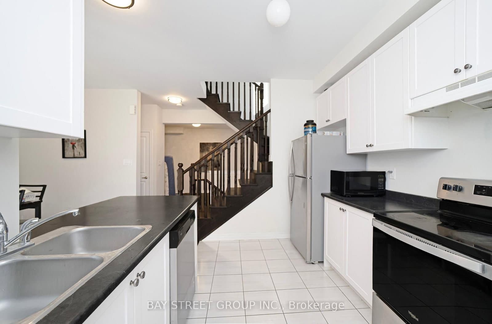 53 Fruitvale Circle - Image 6