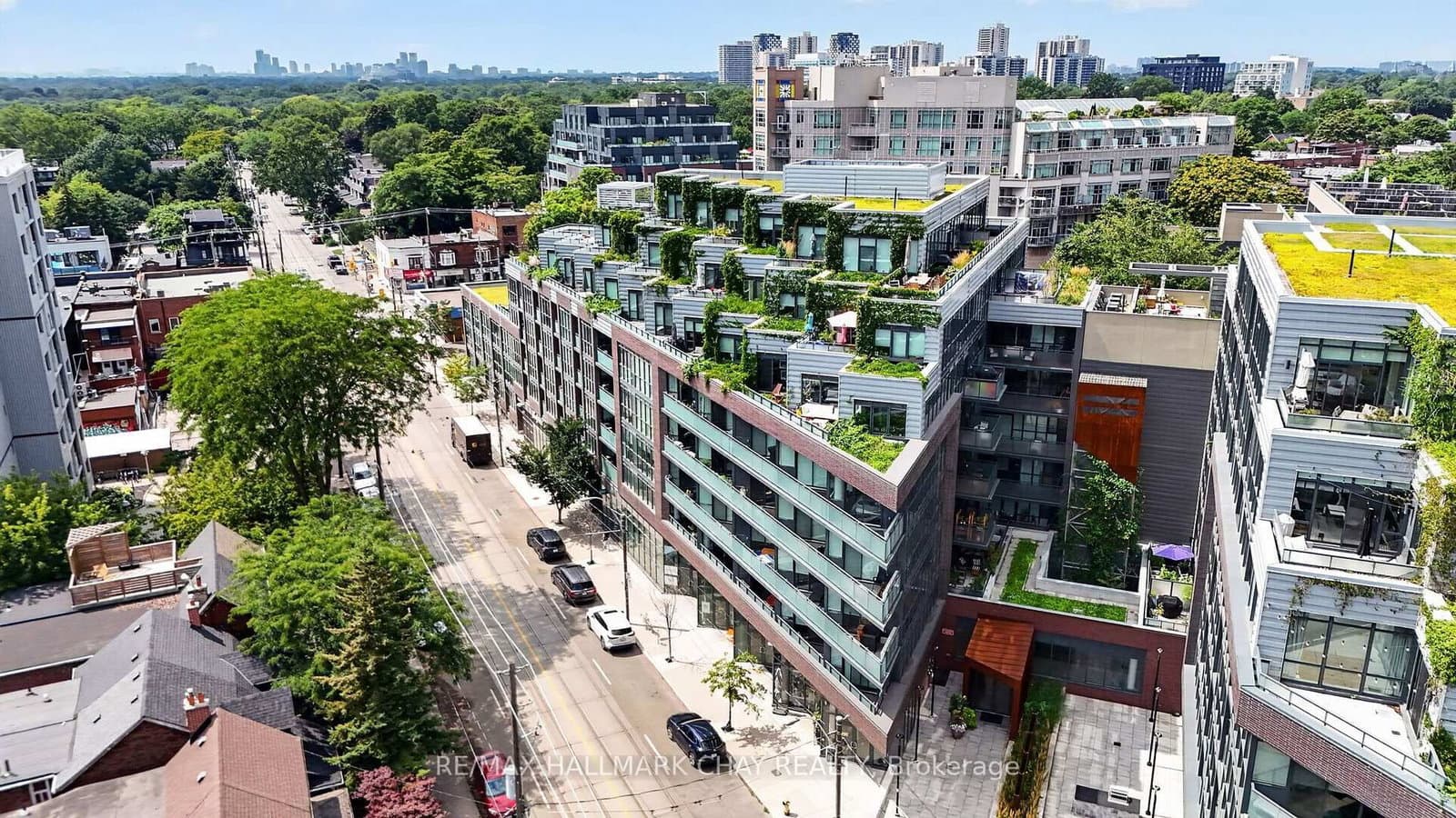 38 Howard Park Avenue, Unit 523 - Image 2