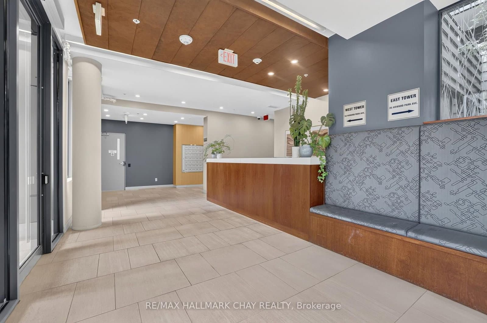 38 Howard Park Avenue, Unit 523 - Image 5