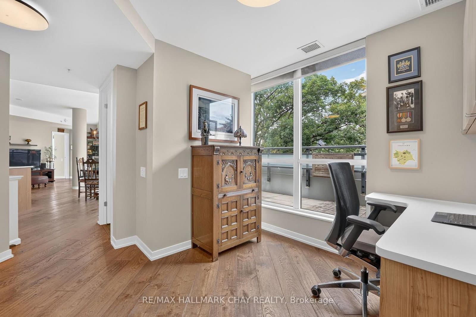 38 Howard Park Avenue, Unit 523 - Image 6