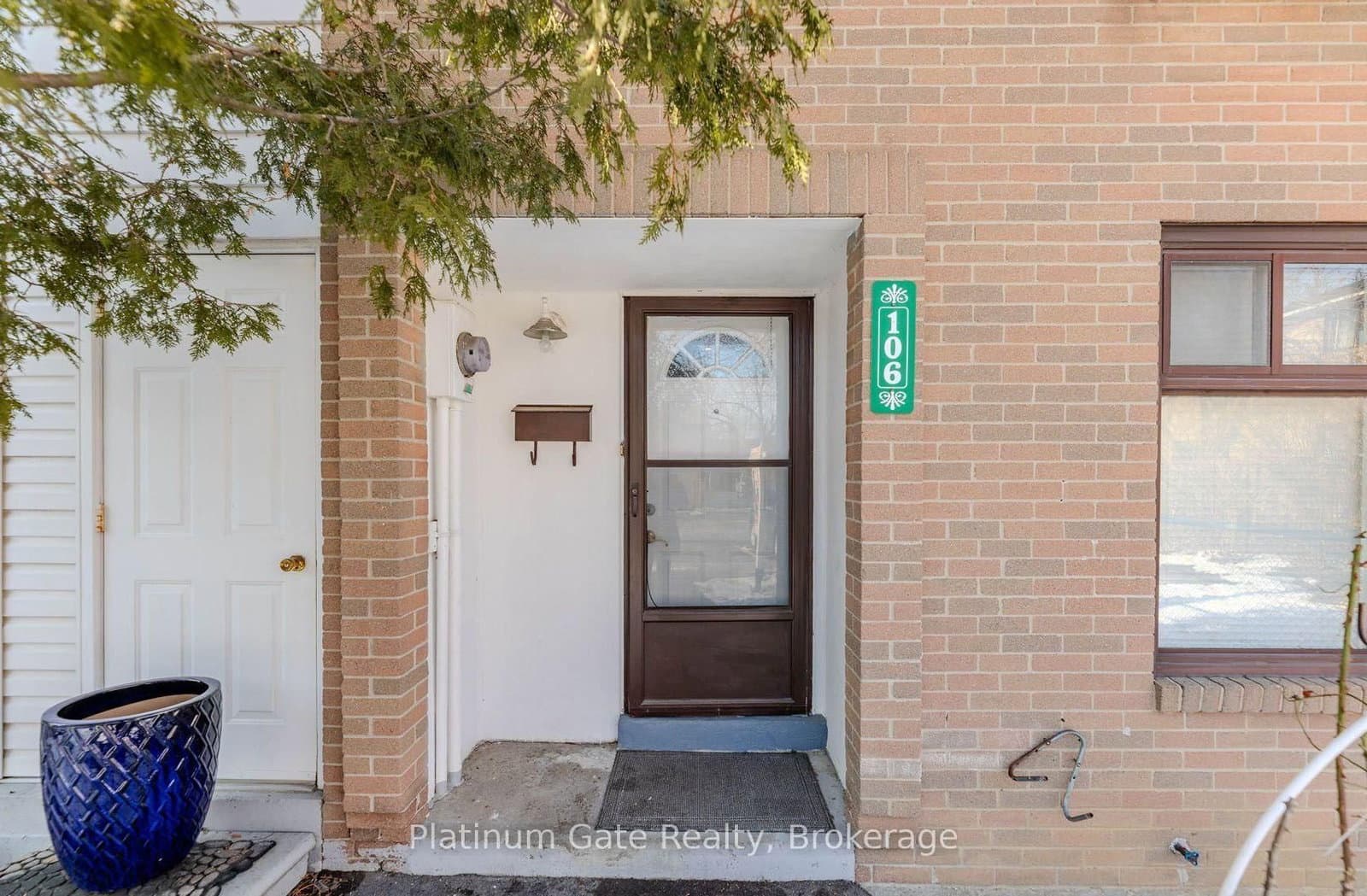 106 Fleetwood Crescent, Unit 309 - Image 1