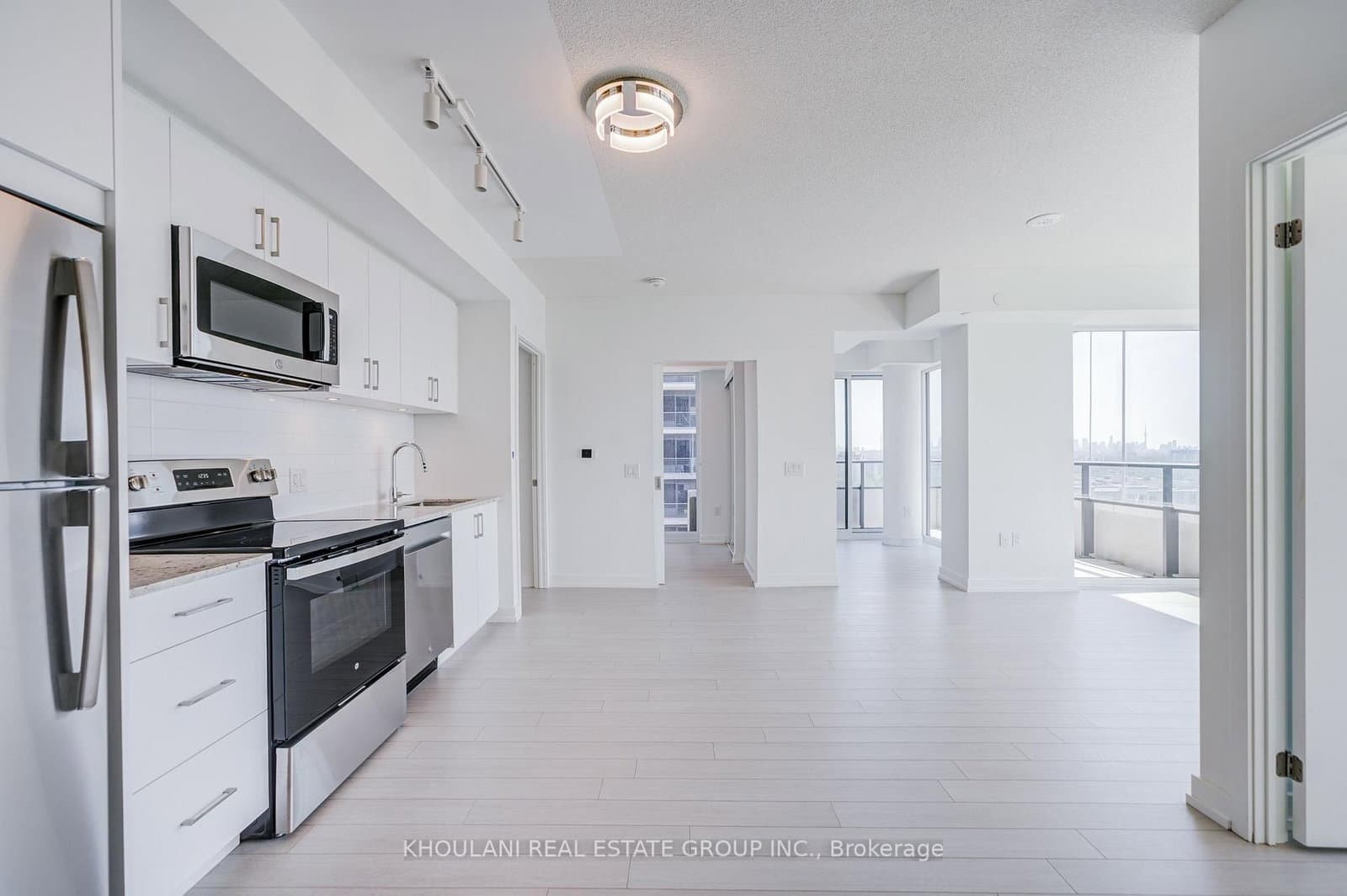 4010 Eglinton Avenue W, Unit 1113 - Image 3
