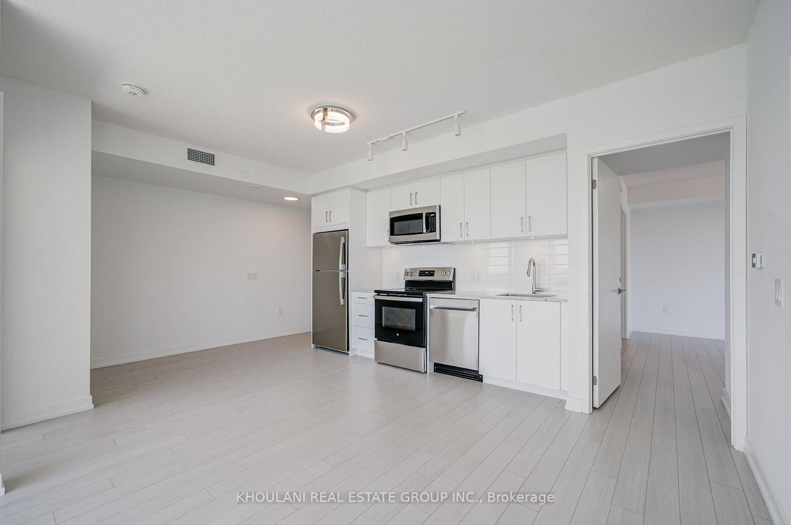 4010 Eglinton Avenue W, Unit 1113 - Image 6