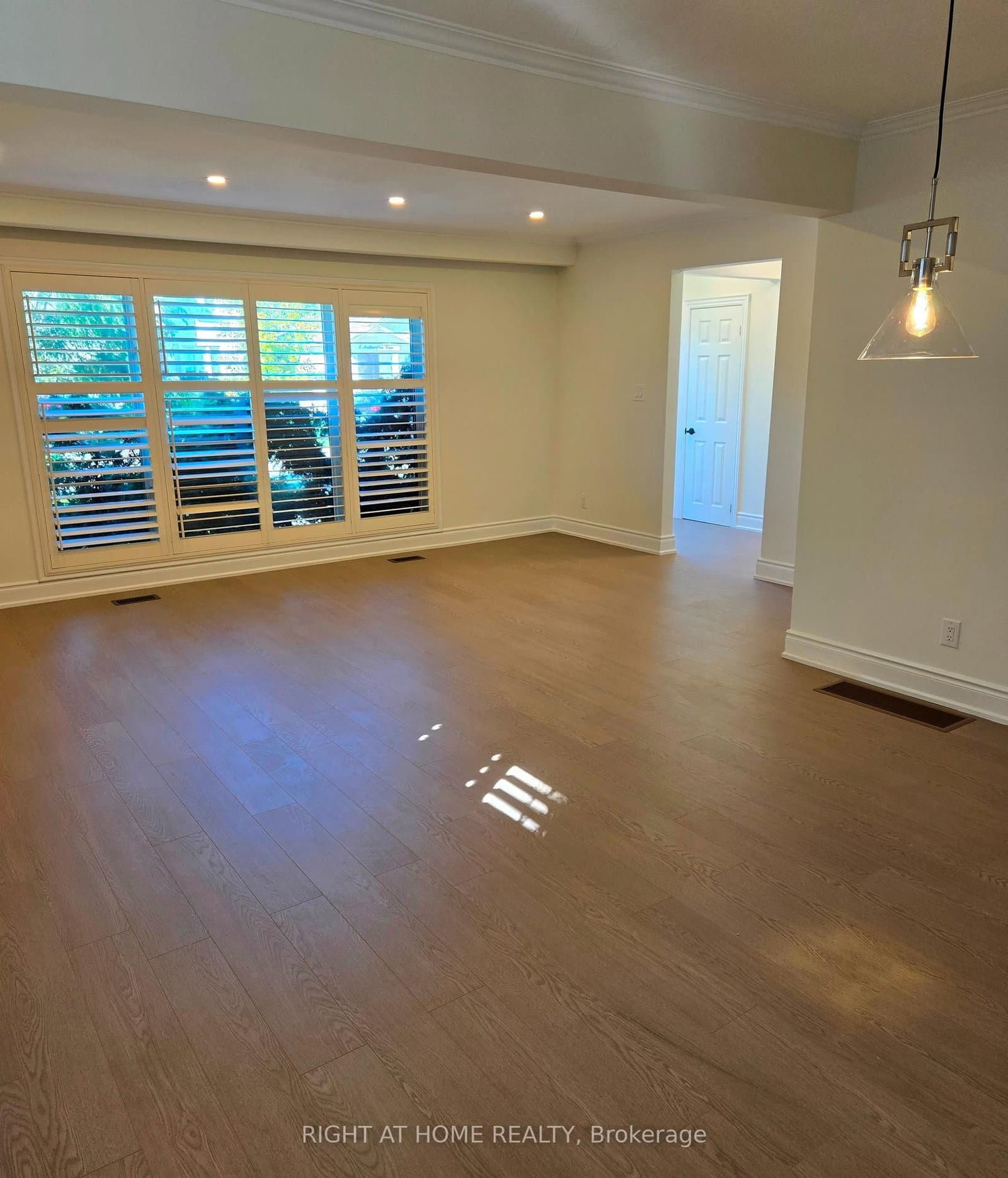 8 Northampton Drive - Image 4