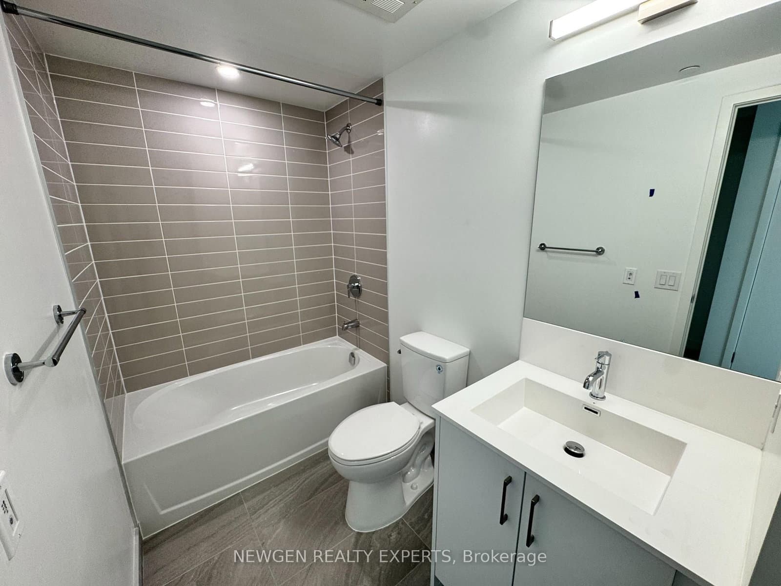 4010 Eglinton Avenue W, Unit 1201 - Image 5