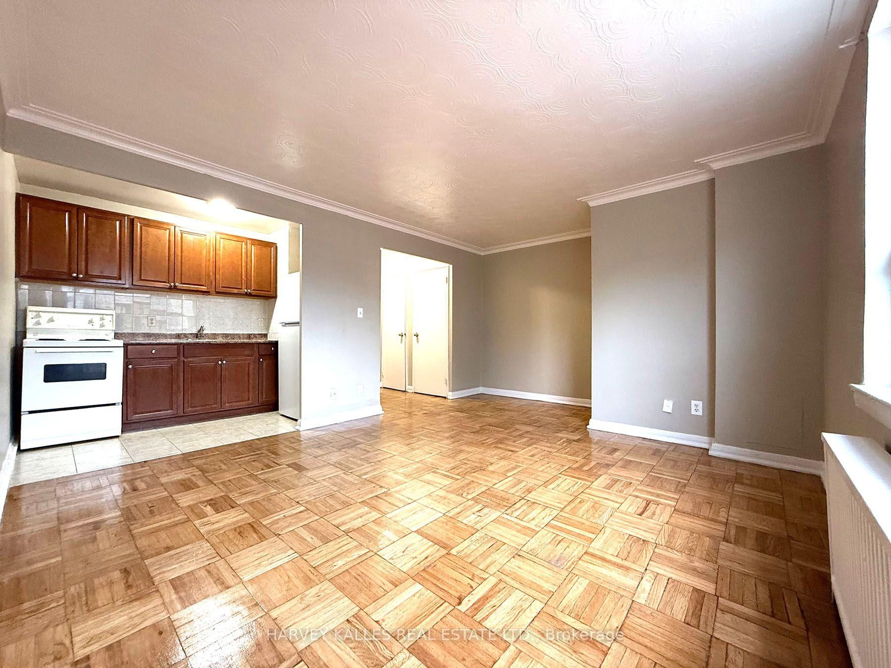 1490 Eglinton Avenue W, Unit 407 - Image 4