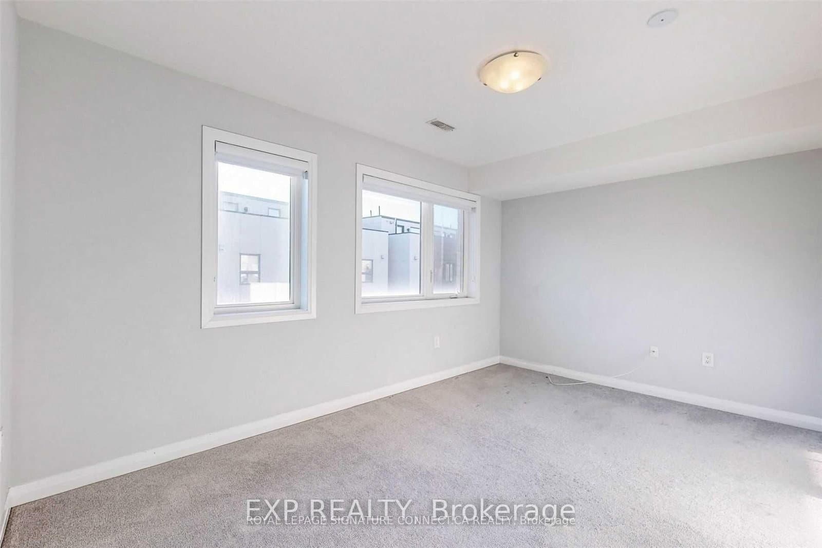 16 Caroline Carpenter Grove - Image 3
