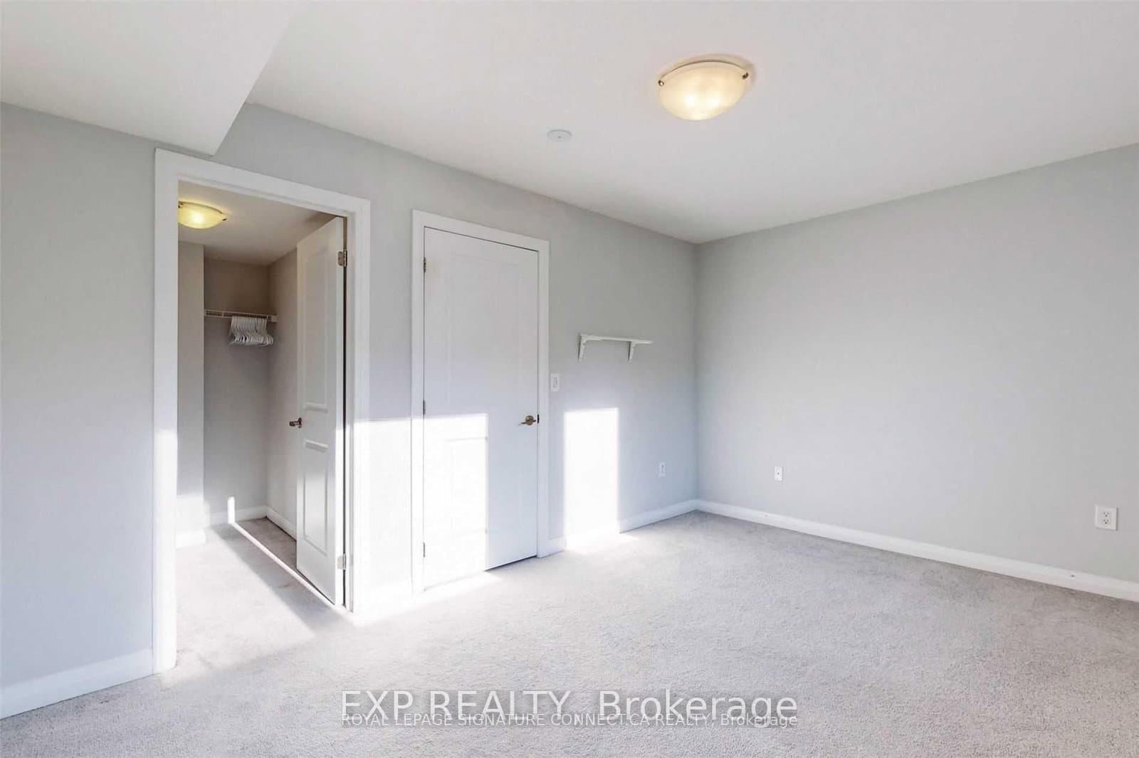 16 Caroline Carpenter Grove - Image 4