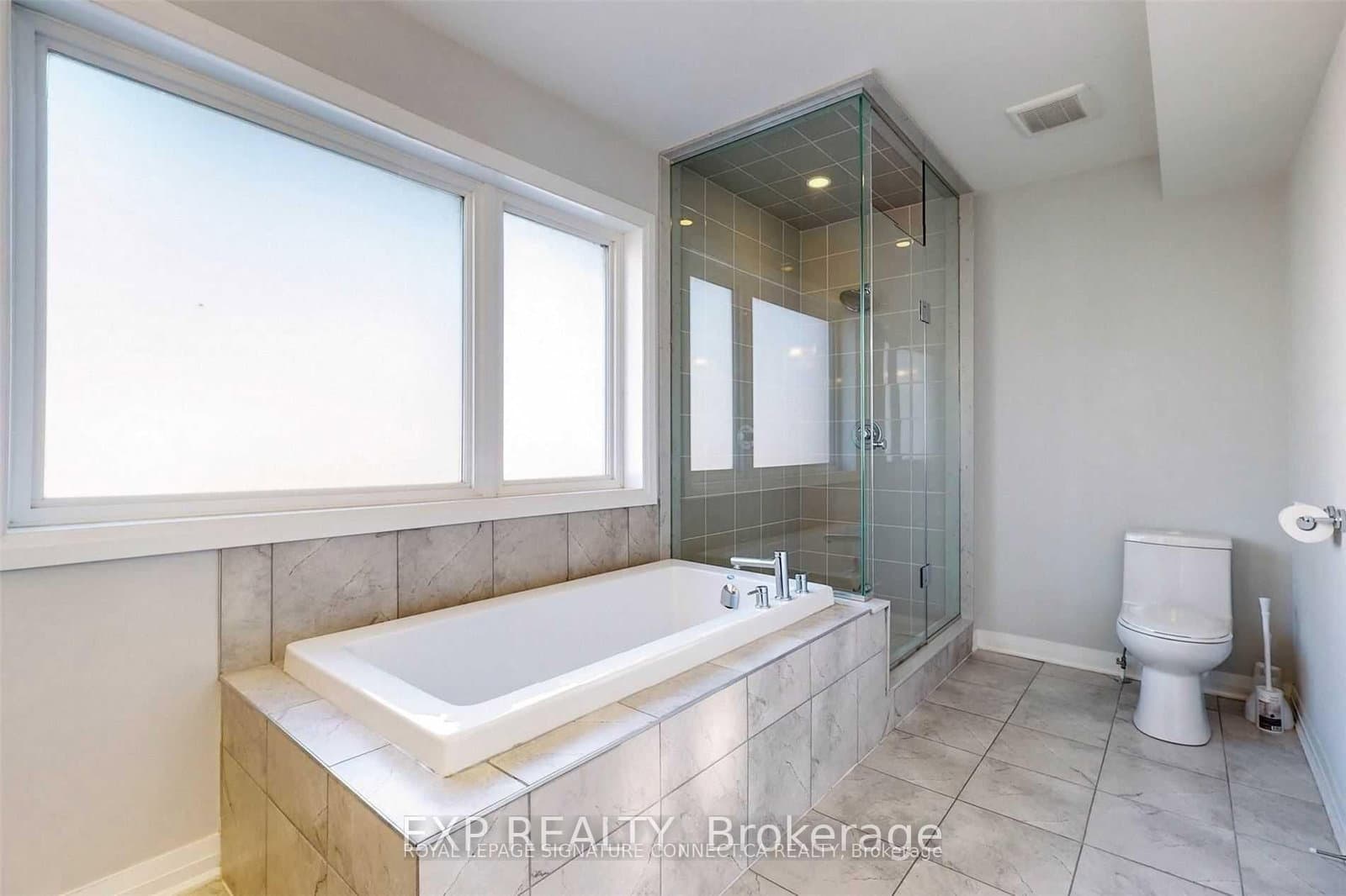 16 Caroline Carpenter Grove - Image 5