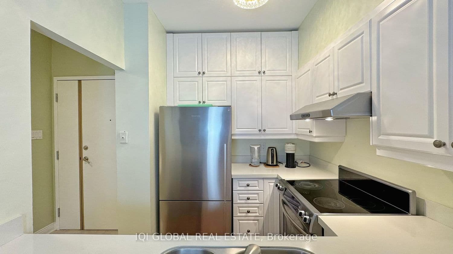 2511 Lakeshore Road W, Unit 109 - Image 3