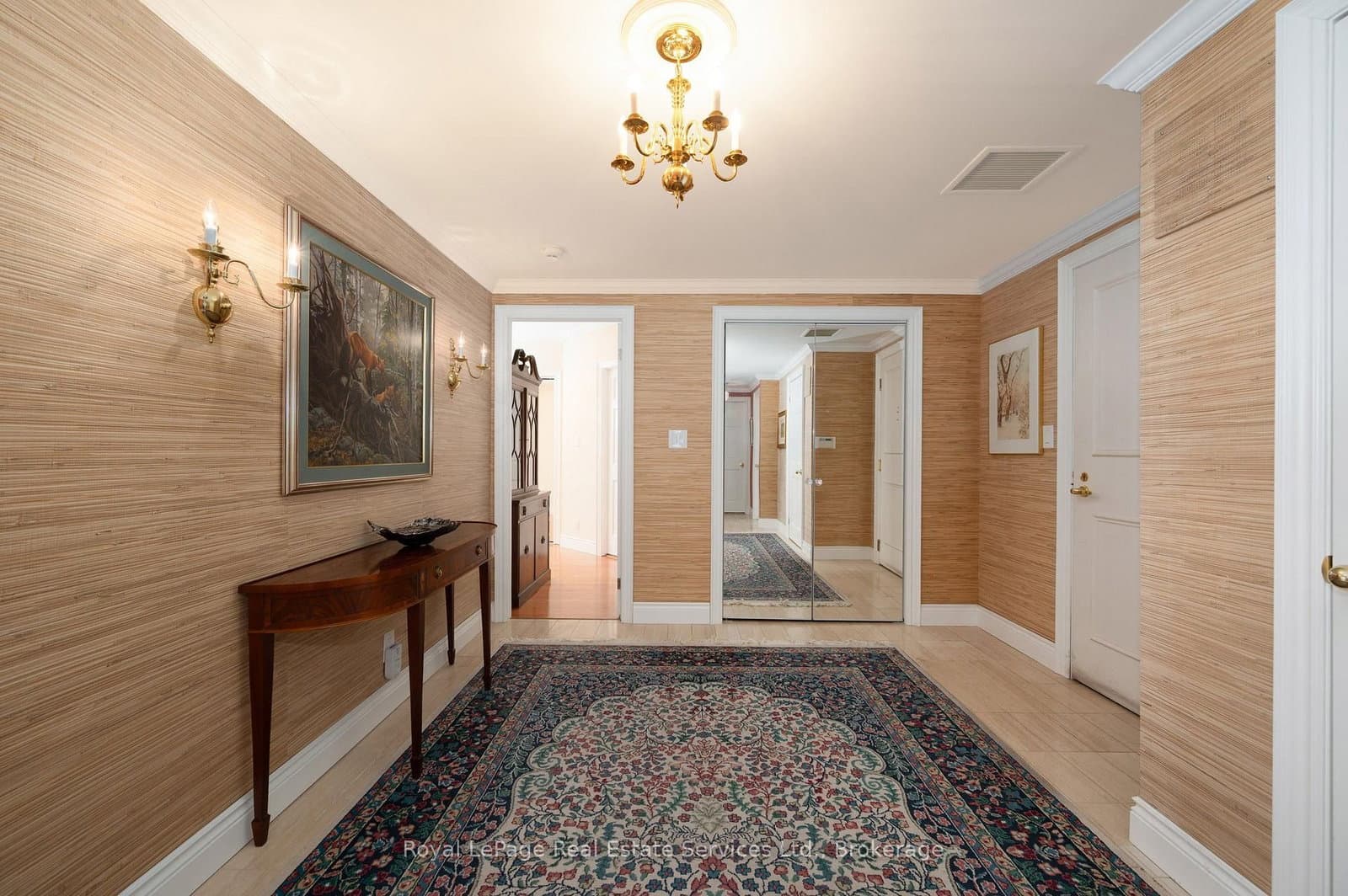 100 Lakeshore Road E, Unit 1105 - Image 3