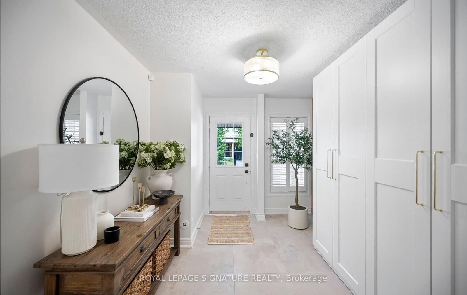 944 Deverell Place - Image 4