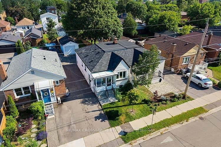 65 Manitoba Street - Image 4