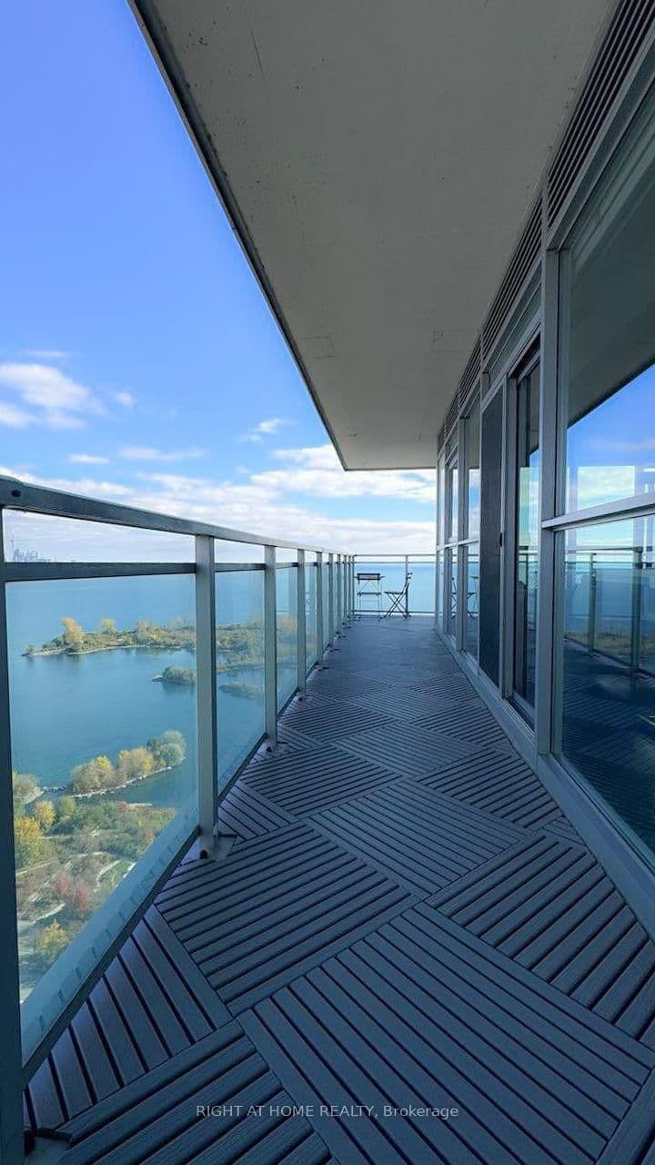 33 Shore Breeze Drive, Unit 2809 - Image 3