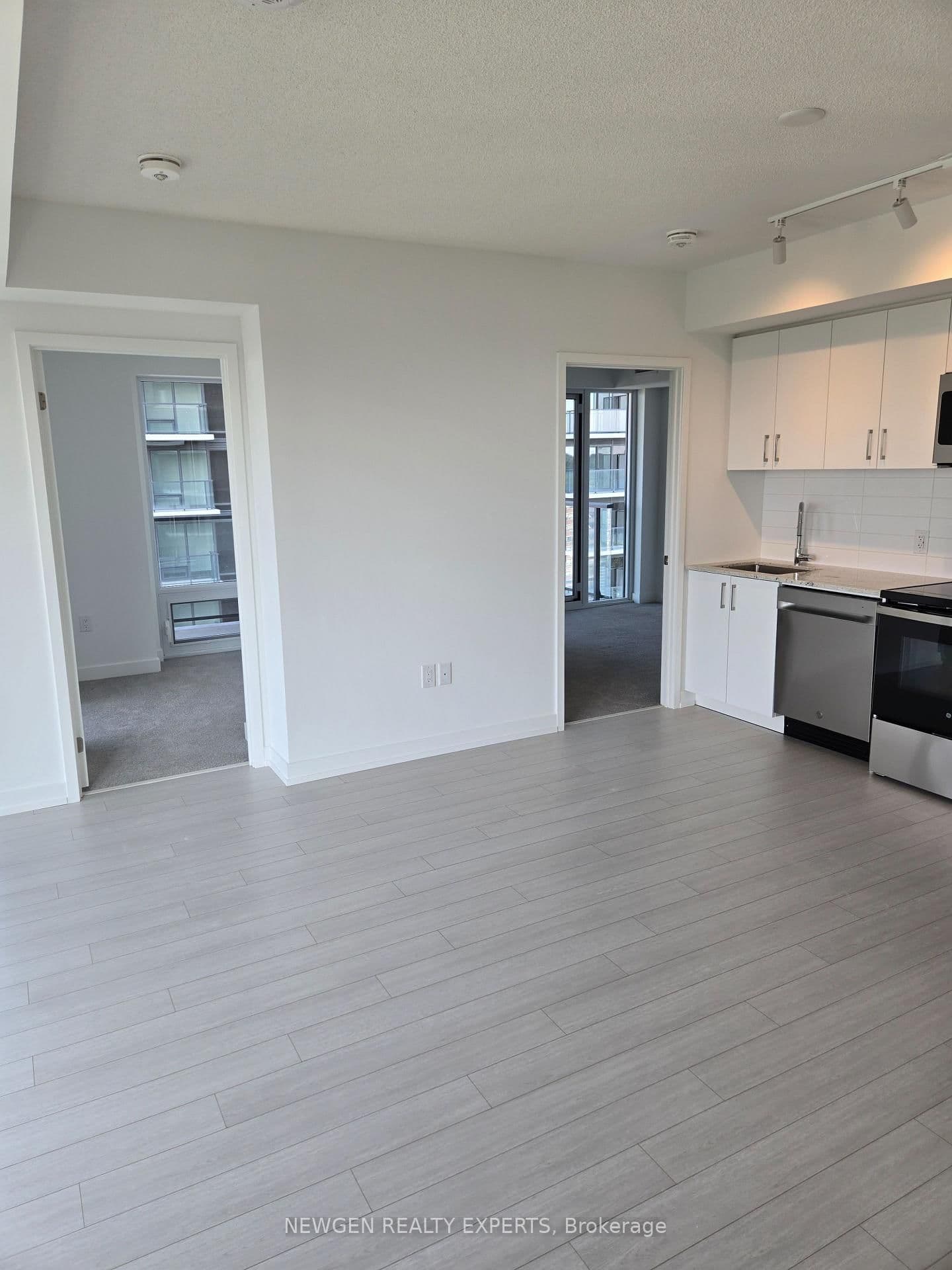 4010 Eglinton Avenue W, Unit 1104 - Image 4