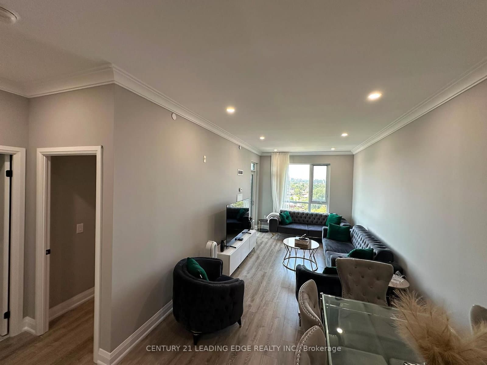 2800 Keele Street, Unit 914 - Image 2
