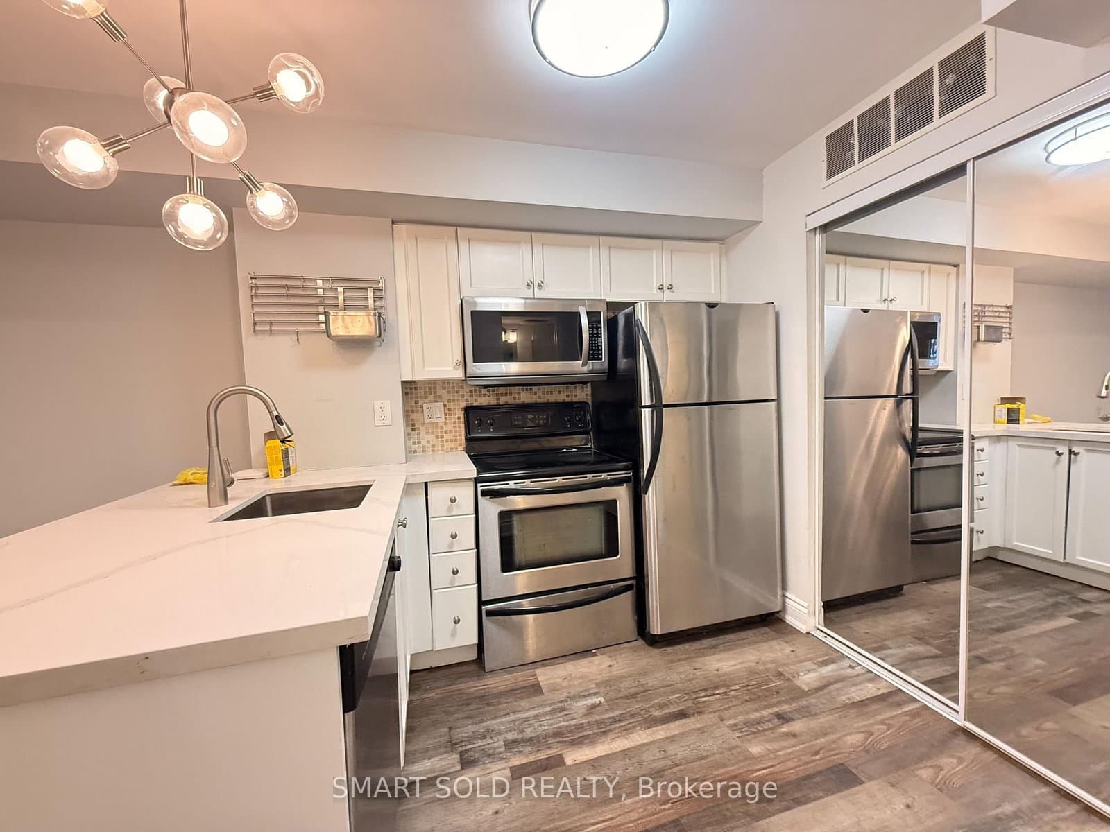 10 Laidlaw Street, Unit 725 - Image 4