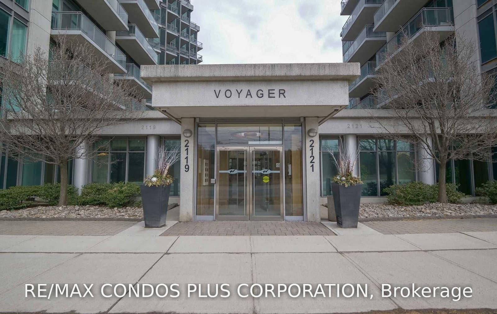 2121 Lakeshore Boulevard W, Unit 1212 - Image 2
