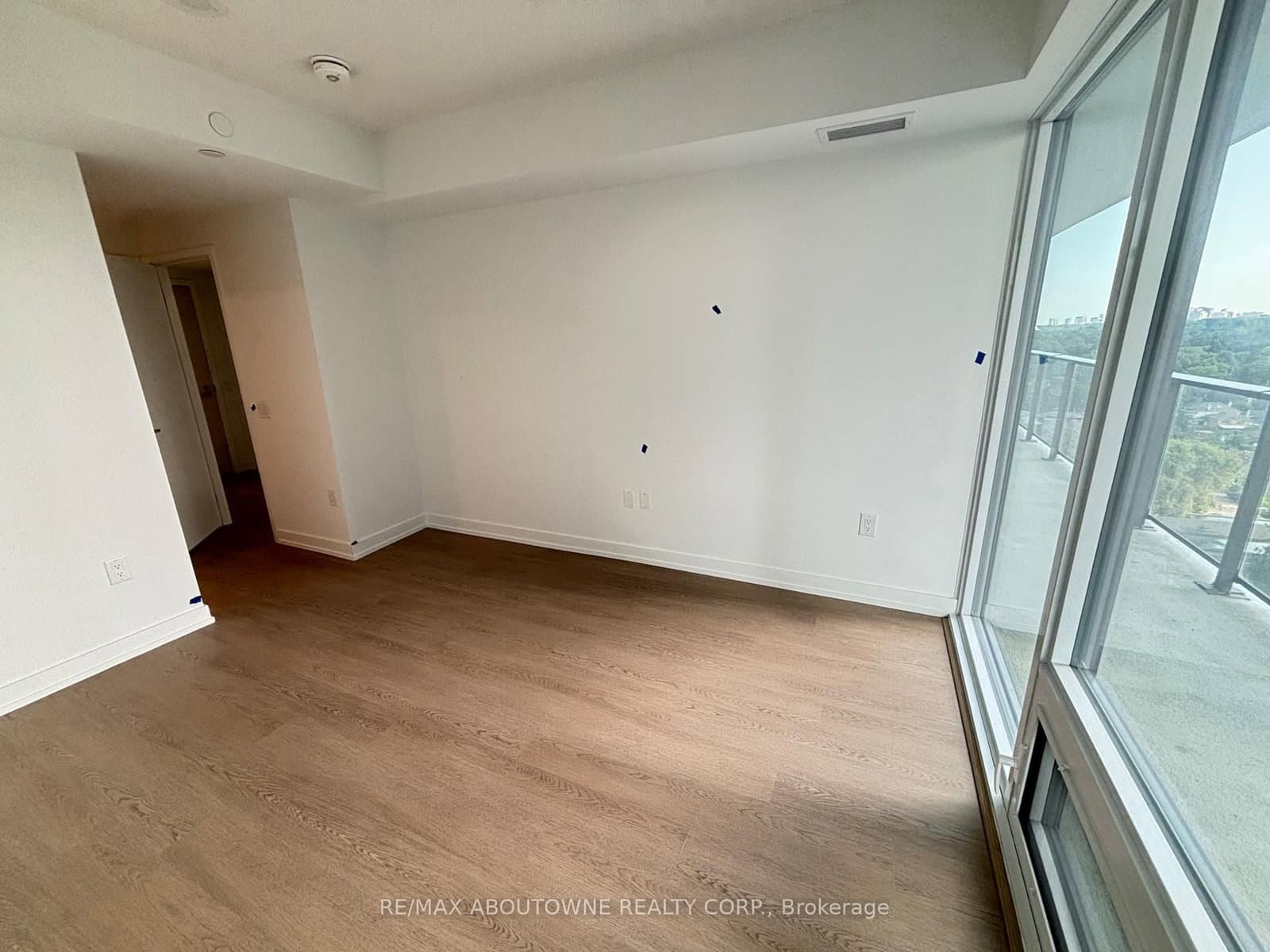 4010 Eglinton Avenue W, Unit 1215 - Image 6