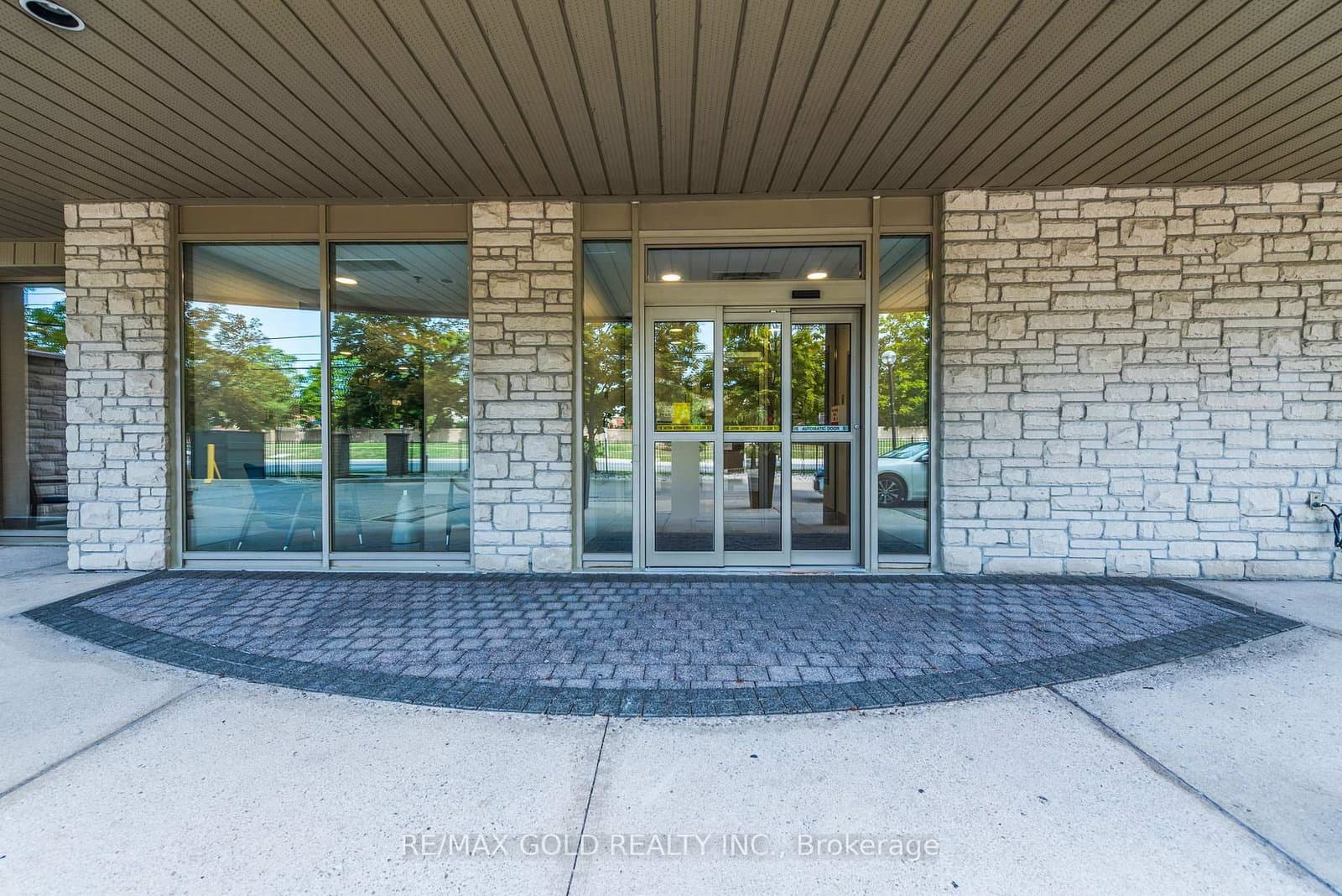 200 Burnhamthorpe Road, Unit 1003 - Image 4