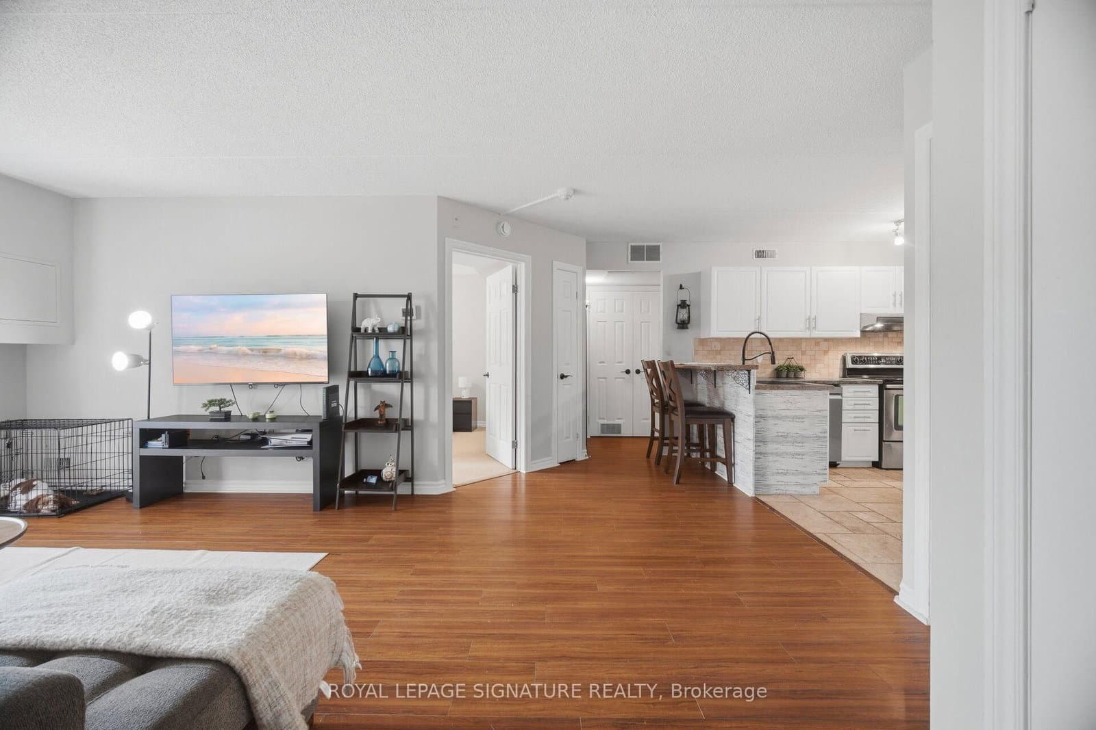 2020 Cleaver Avenue, Unit 207 - Image 6