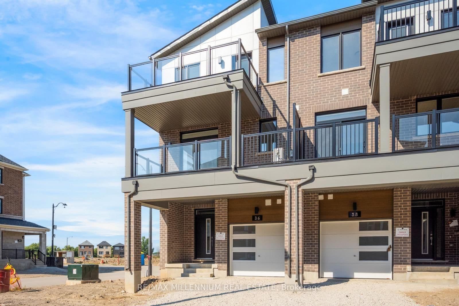36 Thornbird Crescent, Unit Main - Image 2