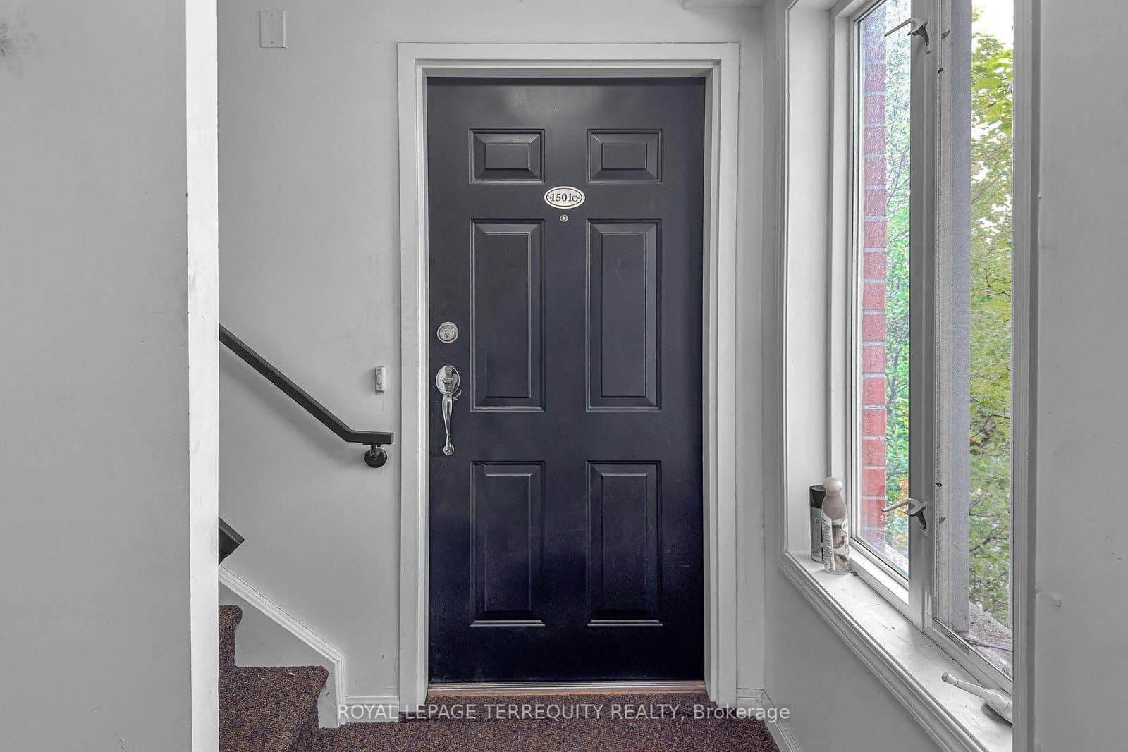 26 Laidlaw Street, Unit 1501C - Image 3