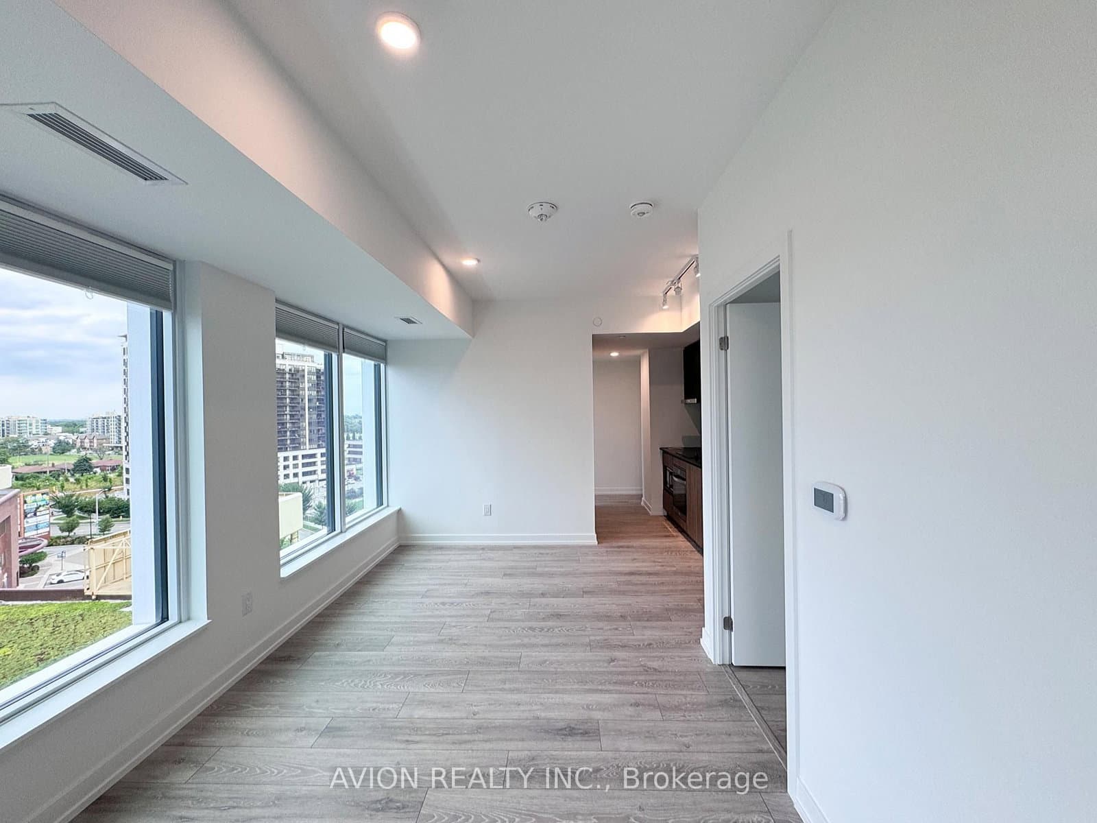 1100 Sheppard Avenue W, Unit 907 - Image 6