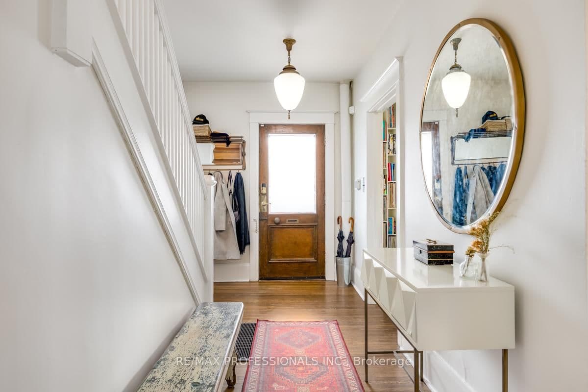 1381 Lansdowne Avenue - Image 5