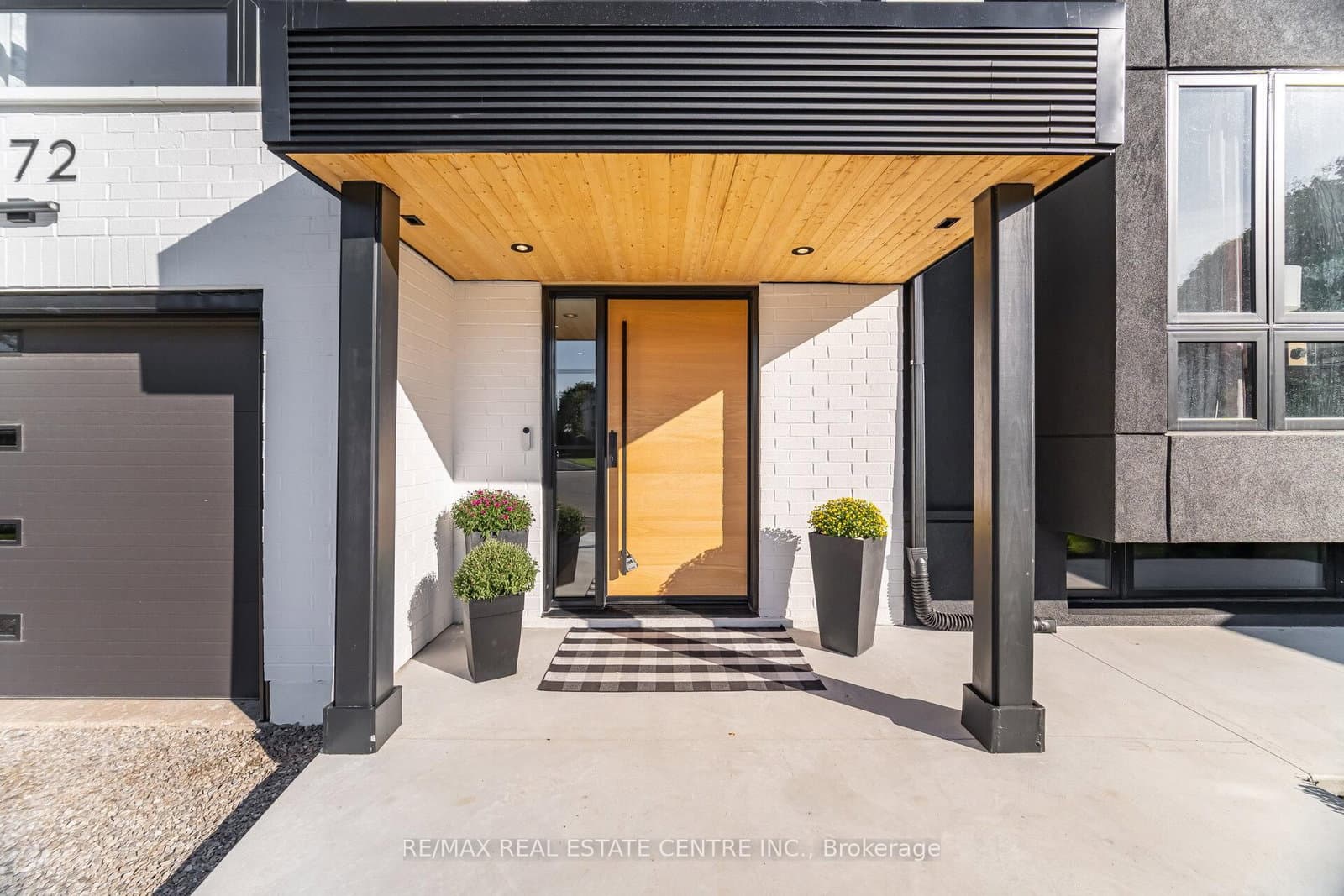 772 Banting Court - Image 3