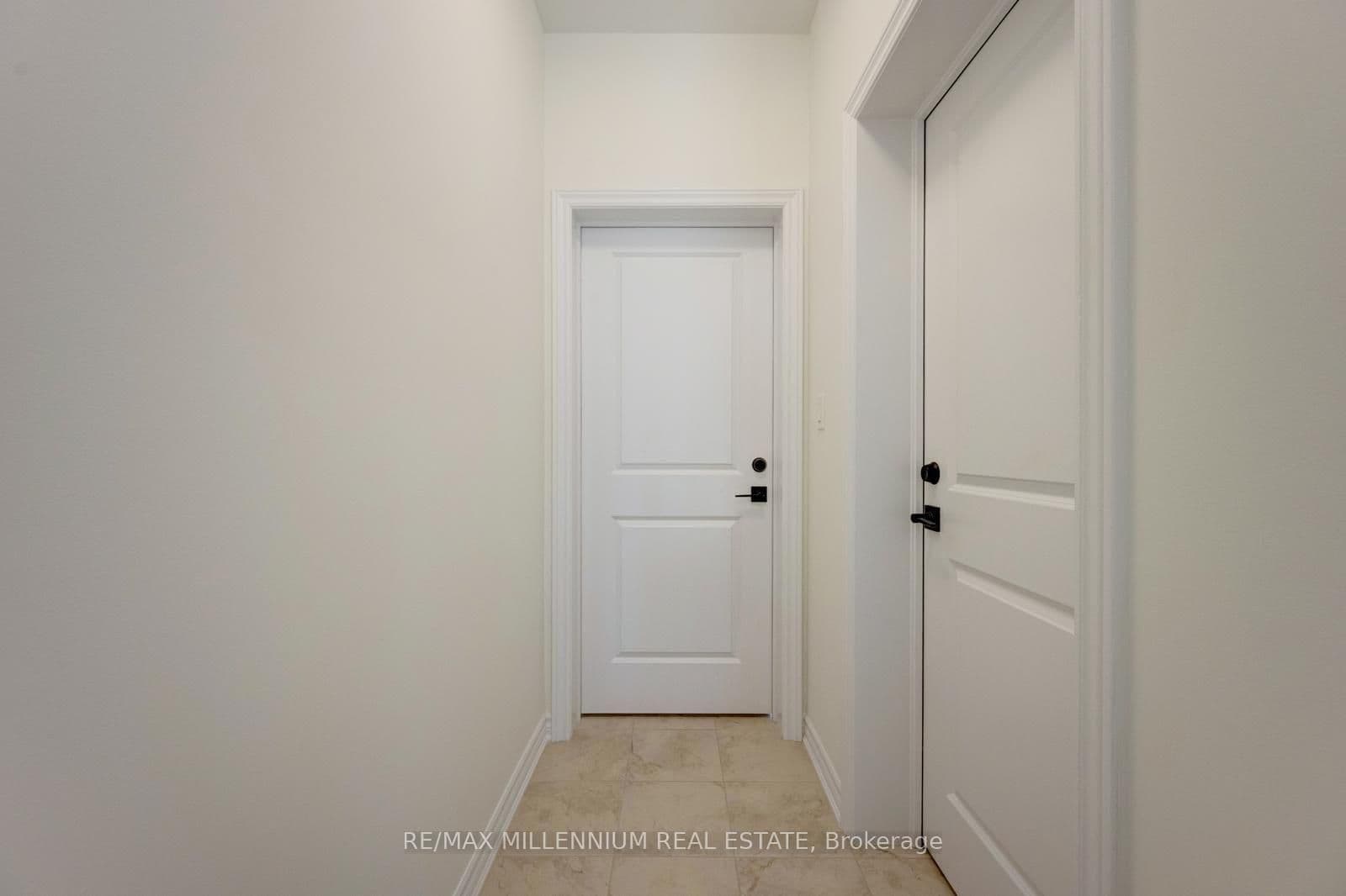 36 Thornbird Crescent, Unit Upper - Image 3
