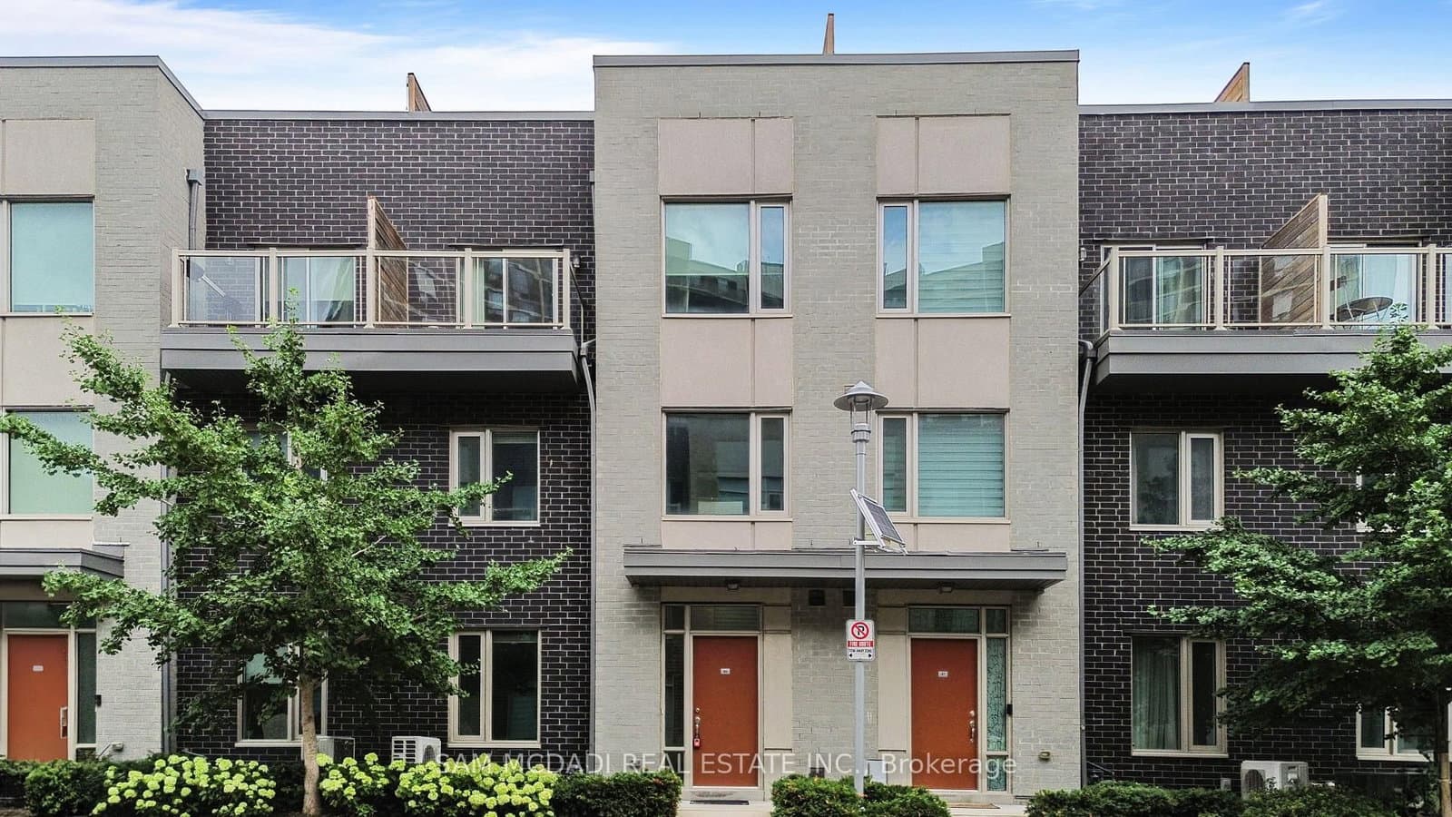 26 Applewood Lane, Unit 46 - Image 1