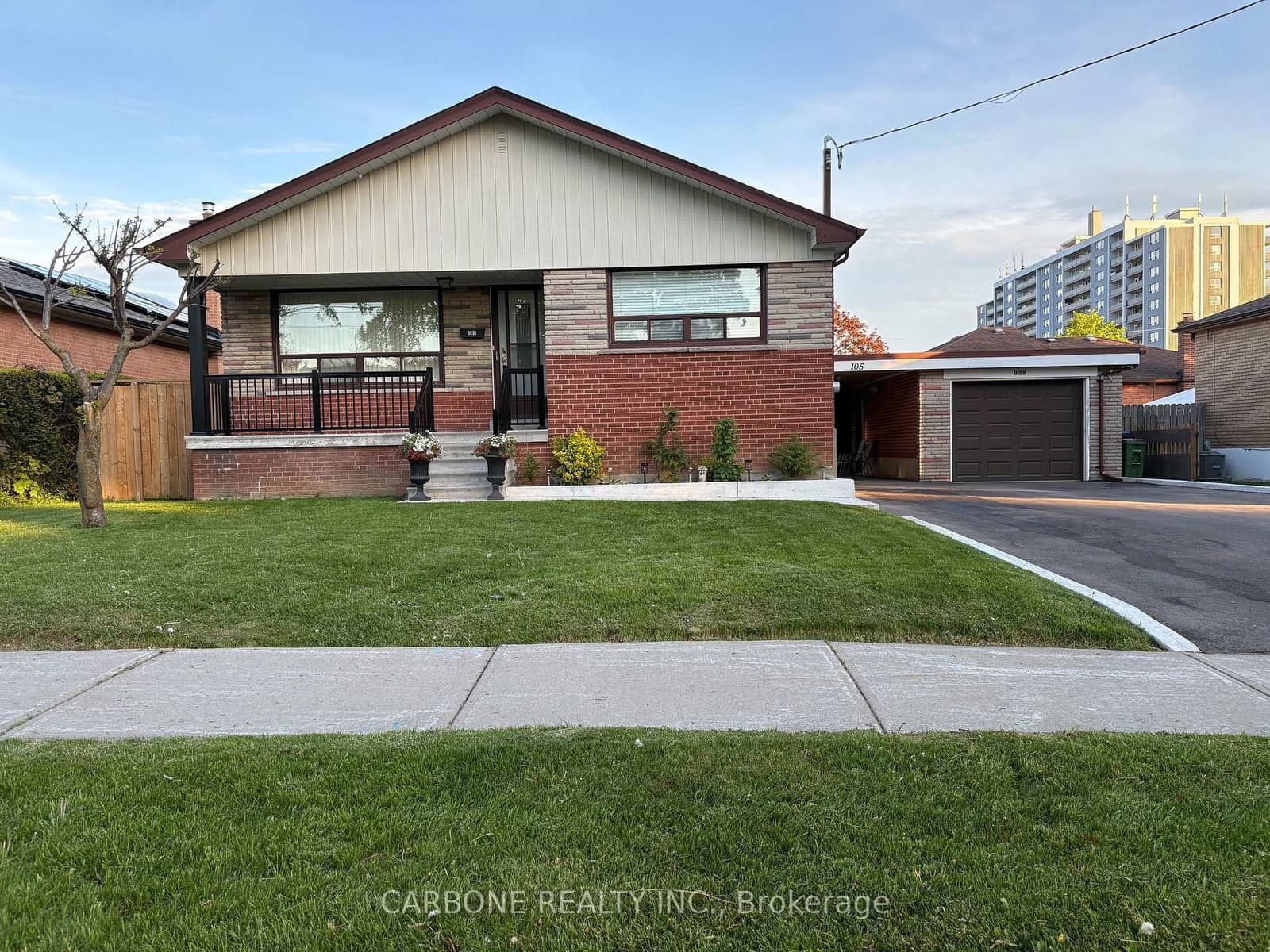 105 Hallsport Crescent - Image 1