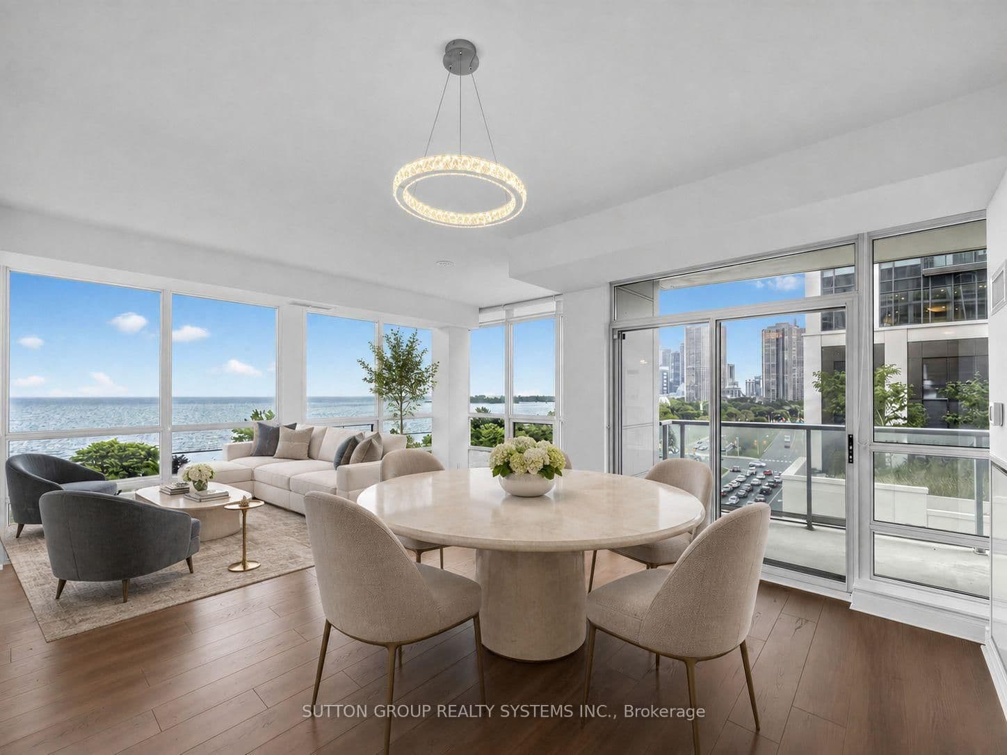 1910 Lake Shore Boulevard W, Unit 808 - Image 1