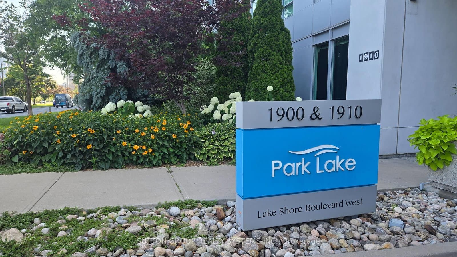 1910 Lake Shore Boulevard W, Unit 808 - Image 4