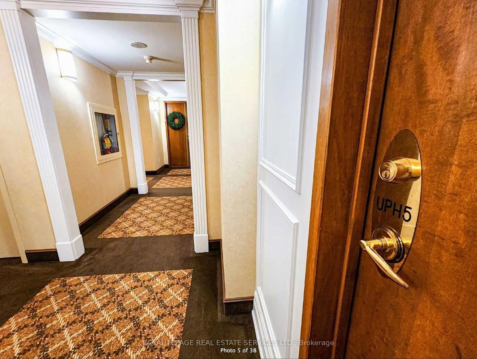 60 Old Mill Road, Unit UPH5 - Image 6
