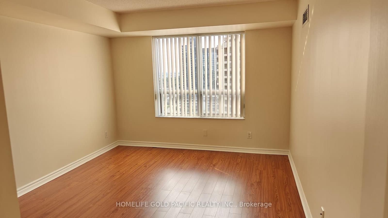 25 Kingsbridge Garden Circle, Unit 2122 - Image 6