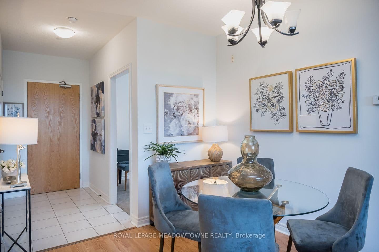 383 Main Street E, Unit 302 - Image 3