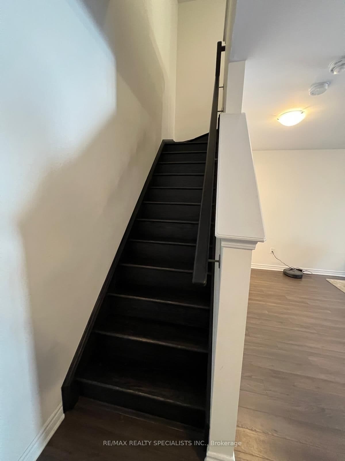 285 Casson Point - Image 2